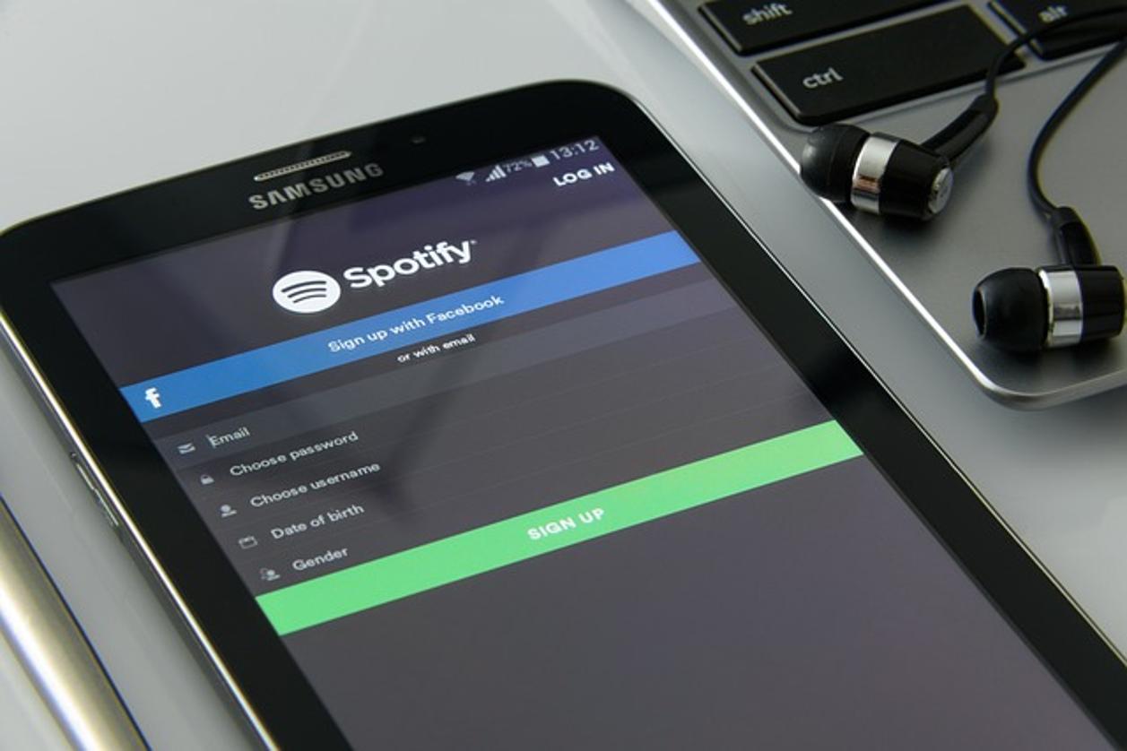 Cómo poner Spotify en pantalla completa en el portátil